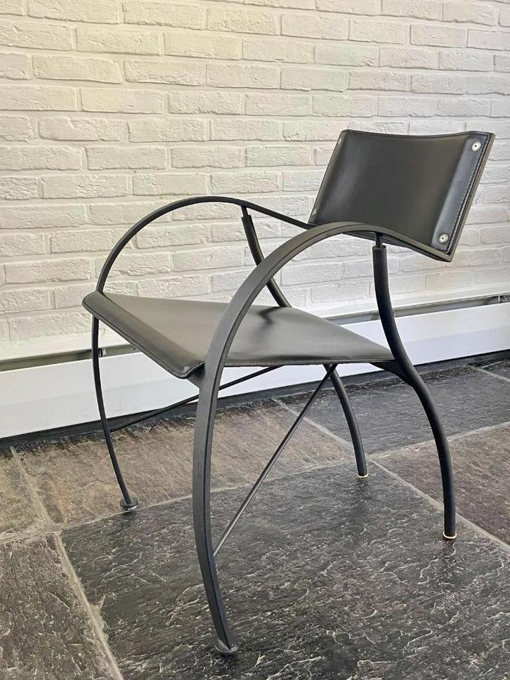 Set van 8 design stoelen, Huis en Inrichting, Stoelen, Gebruikt, Vijf, Zes of meer stoelen, Leer, Metaal, Zwart, Ophalen