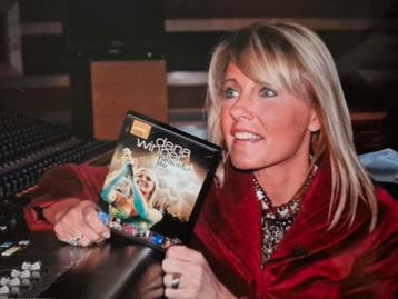 Ticket kerstconcert Dana Winner 15/12 Scherpenheuvel beschikbaar voor biedingen
