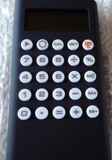 Rekenmachine/ Nieuw beschikbaar voor biedingen