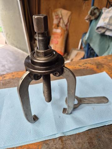 Kukko 12-2 Poelietrekker met drie armen 150x125mm beschikbaar voor biedingen