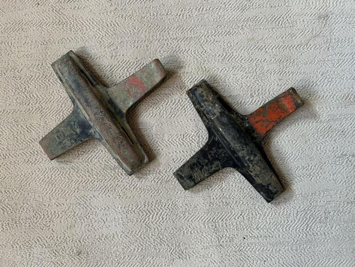 wo1 - Britse klemmen voor 18 pounder hulzen, Verzamelen, Militaria | Algemeen, Landmacht, Hulzen of Bodemvondsten, Ophalen of Verzenden