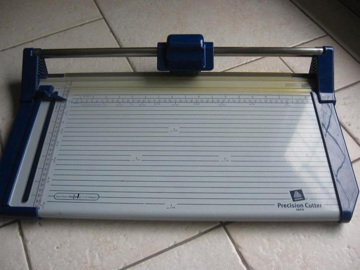 Coupe-papier Avery, Divers, Accessoires de bureau, Comme neuf, Enlèvement ou Envoi