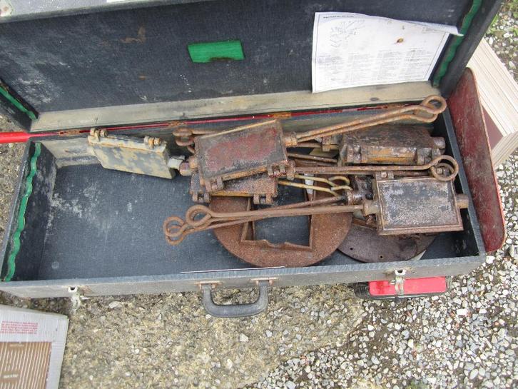 ANTIQUITES LOTS, Divers, Lots de brocante, Utilisé, Enlèvement