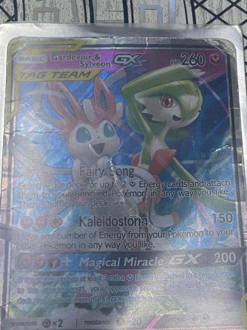 Gardevoir & Sylveon GX Tag Team (130/214 - Unbroken Bonds), Hobby en Vrije tijd, Verzamelkaartspellen | Pokémon, Gebruikt, Foil