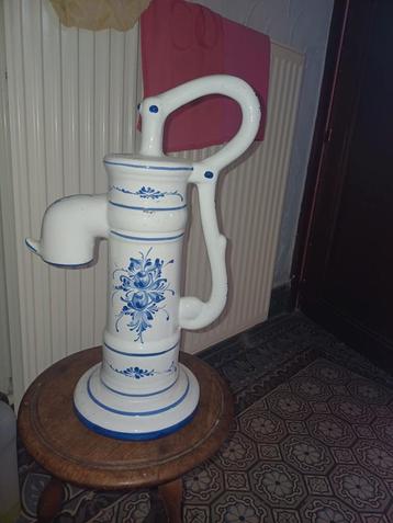 Fontaine décorative Delft  beschikbaar voor biedingen