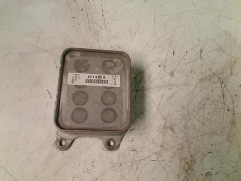 OLIEKOELER Volkswagen Golf VII (AUA) (04e117021b), Auto-onderdelen, Airco en Verwarming, Volkswagen, Gebruikt