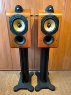 B&W 705 prachtige speakers in prima staat op voet, Ophalen, Zo goed als nieuw, Bowers & Wilkins (B&W), 120 watt of meer