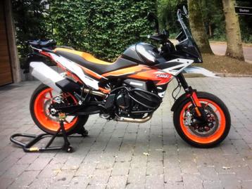 KTM SMT 890 2024 met 12000km beschikbaar voor biedingen