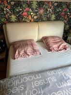 Bedden, Huis en Inrichting, Slaapkamer | Bedden, Ophalen, Overige materialen, Gebruikt, Wit