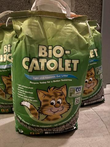 3 sacs Litière Bio-Catolet absorbent beschikbaar voor biedingen