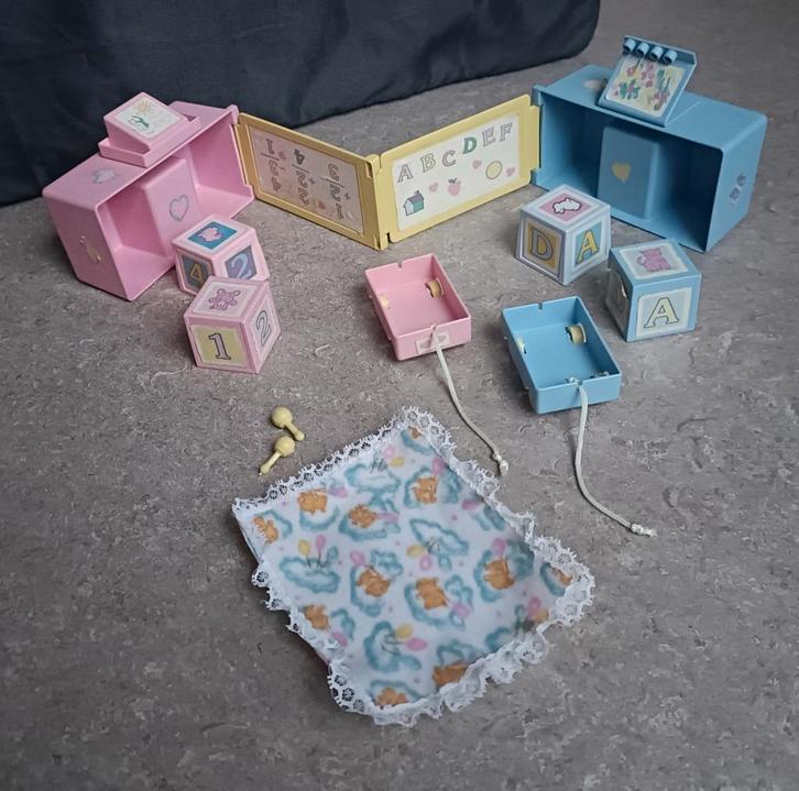 Centre de jeu familial Vintage Heart 1987, Enfants & Bébés, Jouets | Maisons de poupées, Utilisé, Enlèvement ou Envoi