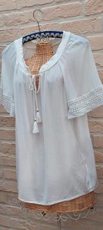 Bloesje maat 40 c &a  51cm van oksel tot oksel, Kleding | Dames, Blouses en Tunieken, Ophalen of Verzenden, Zo goed als nieuw