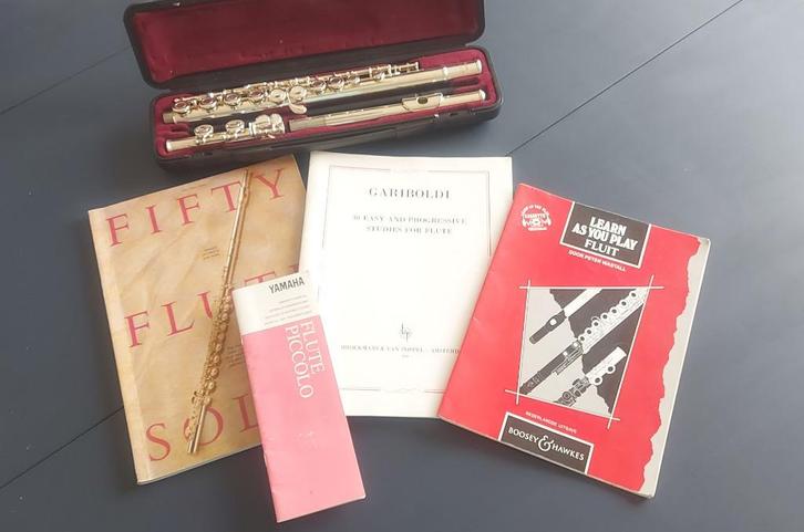 Yamaha Piccolo 211SII, Muziek en Instrumenten, Blaasinstrumenten | Dwarsfluiten en Piccolo's, Gebruikt, Piccolo, Met koffer of tas