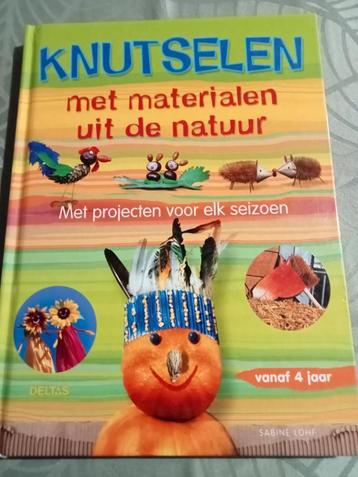 Knutselen met materialen uit de natuur.  beschikbaar voor biedingen