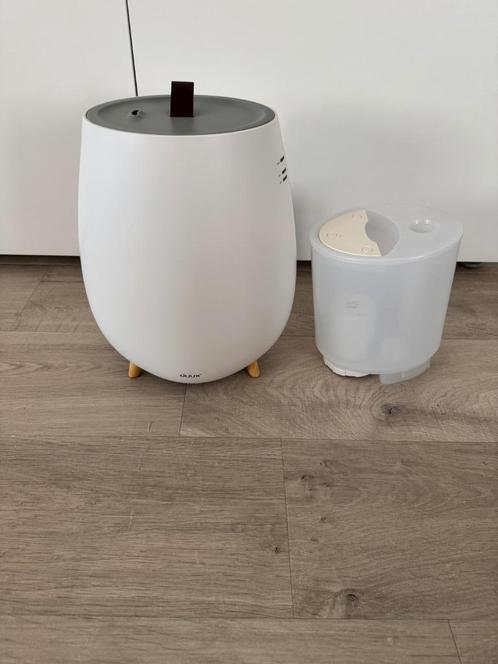 Duux luchtbevochtiger / ook voor aromatherapie wit en zwart, Elektronische apparatuur, Luchtbehandelingsapparatuur, Zo goed als nieuw