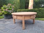 Volledig massief eiken ronde salontafel. Geluchtgomd., Huis en Inrichting, Tafels | Salontafels, Ophalen of Verzenden, Zo goed als nieuw