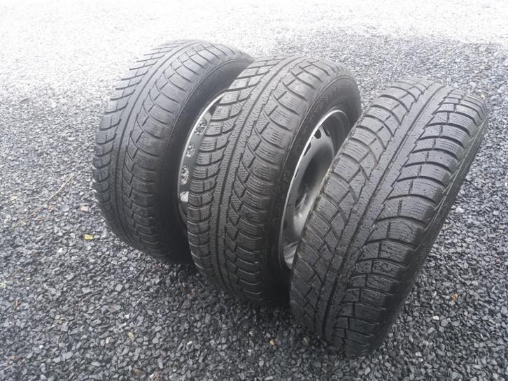 3 PNEUS HIVER + 4 JANTE ACIER VOITURE PEUGEOT - CITROEN, Auto-onderdelen, Banden en Velgen, Band(en), Winterbanden, Ophalen