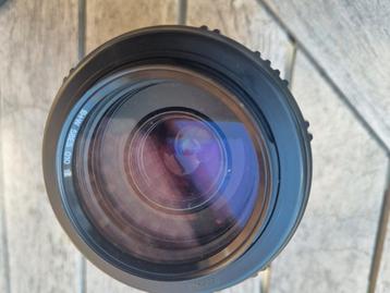 Sigma lens 70-300 mm beschikbaar voor biedingen