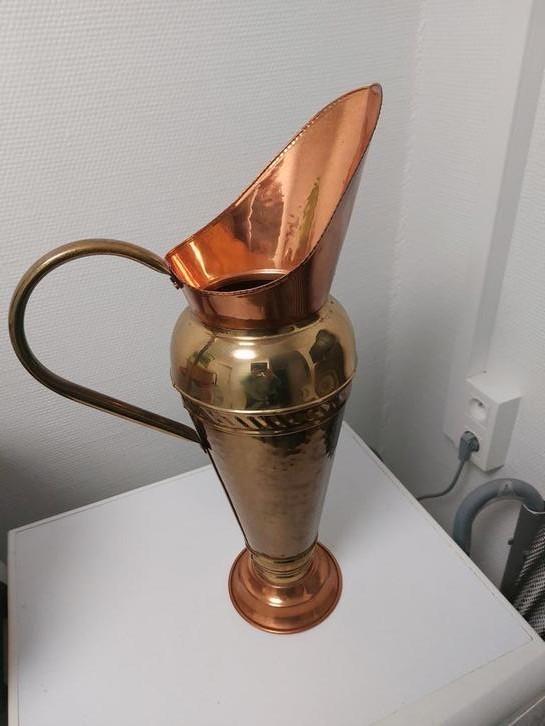 A VENDRE CRUCHE DE LAIT  / EAU  VINTAGE  ... OCCASION, Huis en Inrichting, Overige Huis en Inrichting, Gebruikt, Ophalen