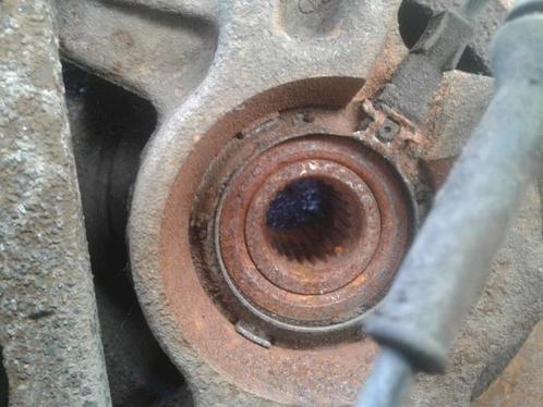 Fusee links-voor van een Renault Megane, Auto-onderdelen, Ophanging en Onderstel, Renault, Gebruikt, 3 maanden garantie, Ophalen of Verzenden