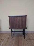 Nachtkastje met jaloeziedeuren (H&M home), Huis en Inrichting, Ophalen, Gebruikt