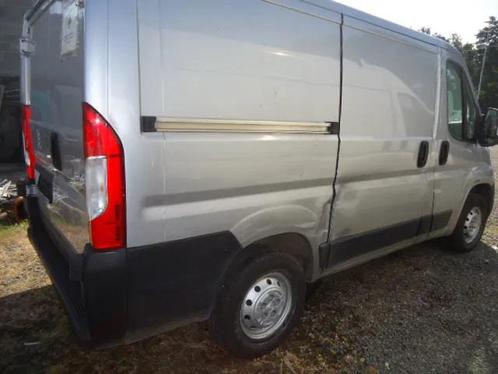 Peugeot Boxer L1H1,154 dkm ,FO,airco,sensoren ,cruise,navi,8, Auto's, Bestelwagens en Lichte vracht, Bedrijf, Te koop, ABS, Airconditioning