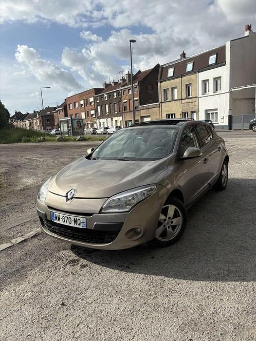 Megane 3 Tomtom, Auto's, Renault, Particulier, Open dak, Elektrisch, Automaat, Ophalen