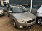 Skoda rooster benzine automaat gekeurd, Stof, Zwart, Roomster, Bedrijf
