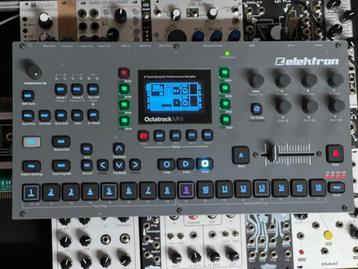 Octatrack mkii grijs  beschikbaar voor biedingen