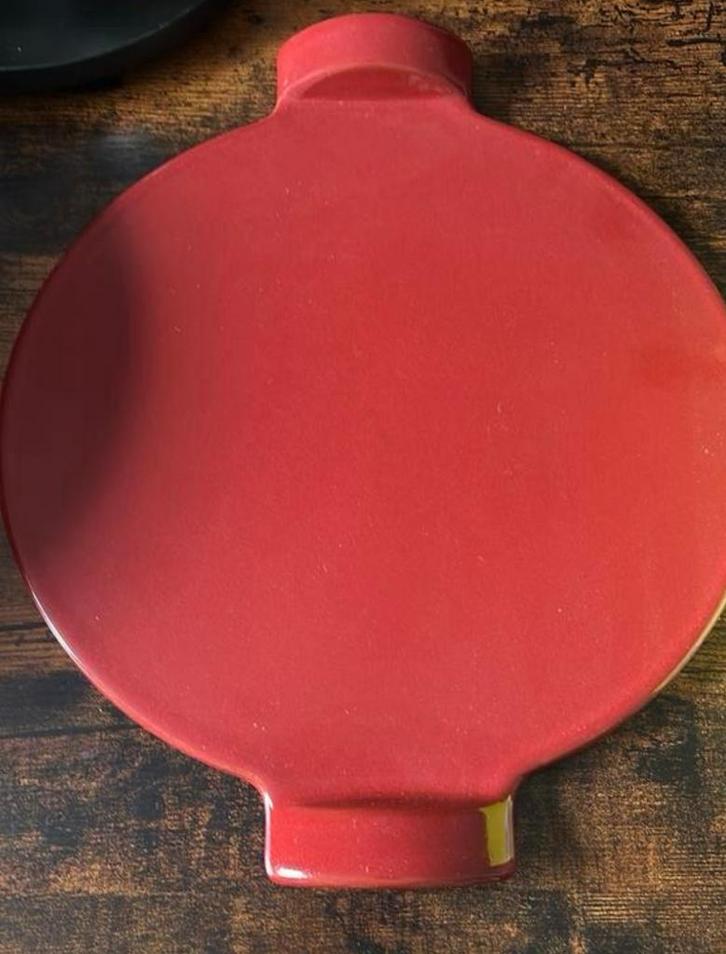 Pizzaplaat Emil Henry, Huis en Inrichting, Keuken | Servies, Zo goed als nieuw, Keramiek, Ophalen