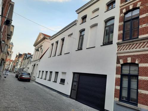 Gelijkvloers appartement met 4 slaapkamers - Lokeren, Immo, Appartements & Studios à louer, Province de Flandre-Orientale, 50 m² ou plus