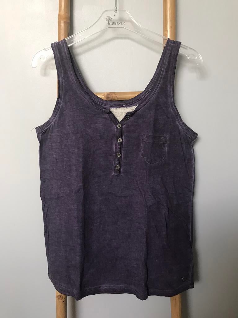 Garcia paarse top met klein zakje en kleine knoopjes maat M, Maat 38/40 (M), Paars, Zonder mouw, Gedragen