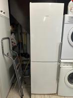 Frigo, Ophalen, 200 liter of meer, Met aparte vriezer, Zo goed als nieuw