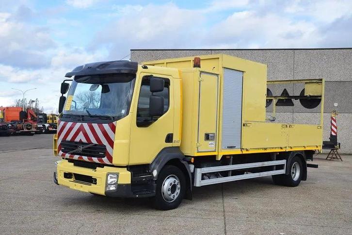 Volvo FL 250 (bj 2009), Auto's, Vrachtwagens, Bedrijf, Te koop, Volvo, Diesel, Euro 4, Handgeschakeld, Overige kleuren, Achterwielaandrijving