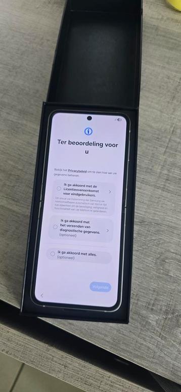 Samsumg galaxy z flip 6 256gb in nieuw staat, Telecommunicatie, Mobiele telefoons | Samsung, 256 GB, Ophalen of Verzenden, Zo goed als nieuw