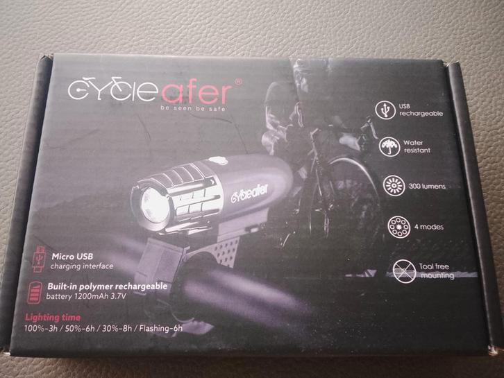 Nieuw Fietslicht (voor-achter) USB-oplaadbaar+montage kit!, Fietsen en Brommers, Fietsaccessoires | Fietsverlichting, Achterlicht