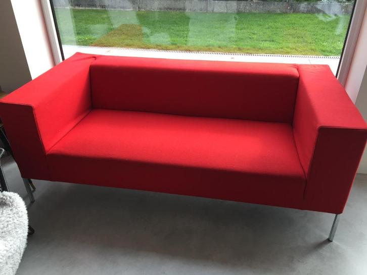 MDF Italia Allen 2 design zetel rood, Huis en Inrichting, Zetels | Zetels, Gebruikt, Rechte bank, Tweepersoons, 150 tot 200 cm