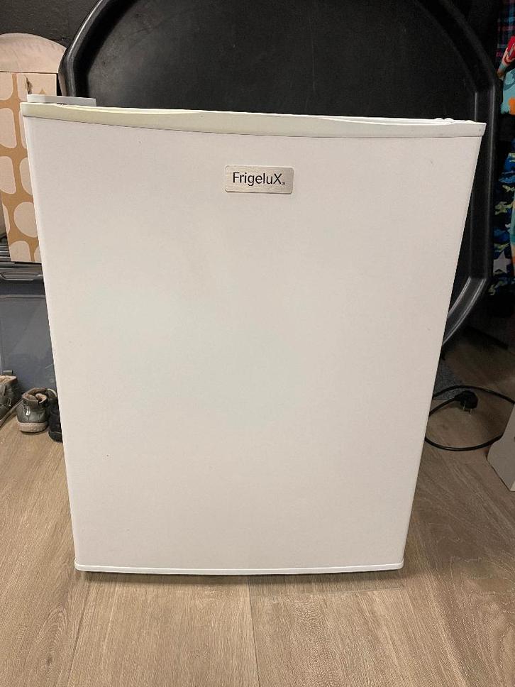 Frigelux CUBECV71 bardiepvriezer, Elektronische apparatuur, Vriezers en Diepvrieskisten, Gebruikt, Tussenbouw, Vrieskast, Minder dan 85 cm