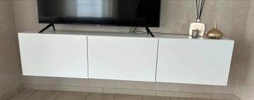 Tv kast  beschikbaar voor biedingen