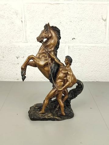 Bronzen beeld naar Marly Cousteau beschikbaar voor biedingen