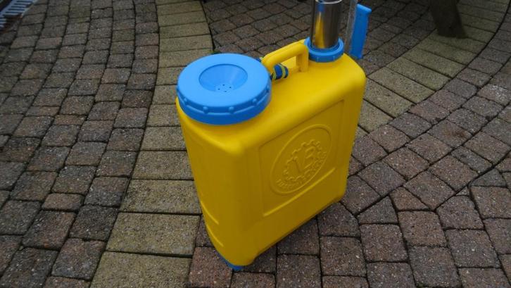 RUGSPROEIER "PIADENA" VOLPI/LEM CCX 20L, Tuin en Terras, Tuinsproeiers, Gebruikt, Handsproeier, Ophalen