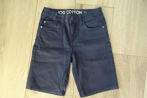 Donkerblauwe bermuda / short C&A maat 140, Kinderen en Baby's, Kinderkleding | Maat 140, Gebruikt, Jongen, Broek, Ophalen of Verzenden