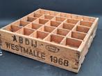 oude bierbak ABDIJ WESTMALLE, 1968, Verzamelen, Ophalen of Verzenden, Zo goed als nieuw, Overige typen, Overige merken