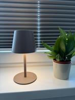 Lumo Sand – Elegante oplaadbare tafellamp in grijs-beige, Verzenden, Nieuw