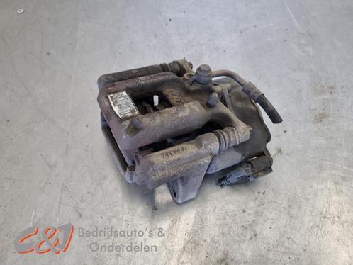 Remklauw (Tang) rechts-achter van een Peugeot Partner, Auto-onderdelen, Remmen en Aandrijving, Peugeot, Gebruikt, 3 maanden garantie