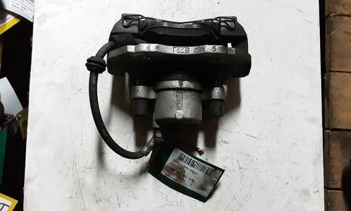 REMKLAUW RECHTS VOOR Ford C-Max (DM2) (736278), Auto-onderdelen, Remmen en Aandrijving, Ford, Gebruikt