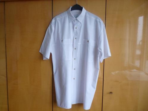 chemise blanche, manches courtes- encolure 39/40 - Canda, Vêtements | Hommes, Chemises, Comme neuf, Tour de cou 39/40 (M), Blanc