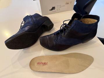 laarsjes Verhulst 7=40 blauw mooi met mini hakje beschikbaar voor biedingen