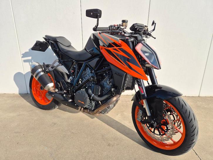 KTM 1290 SUPER DUKE R met garantie en keuring, Motoren, Motoren | KTM, Particulier, Naked bike, meer dan 35 kW, 2 cilinders, Motorrijbewijs A