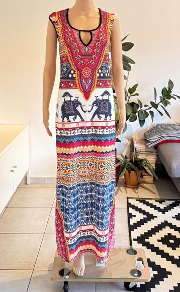Beautiful long dress with ethnic elephant print (S/M) new beschikbaar voor biedingen